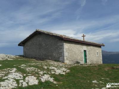 Valle Sakana-Sierras Navarra; viana de jadraque viajes personalizados pueblos blancos de malaga cuev